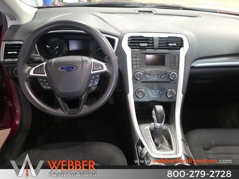 Used 2016 Ford Fusion SE w/ SE Cold Weather Package FWD image 16