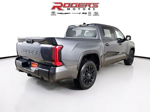 Used 2026 Toyota Tundra Limited AWD/4WD image 8