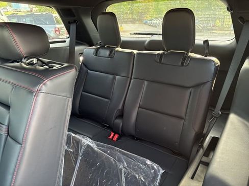 New 2026 Ford Explorer ST-Line image 32
