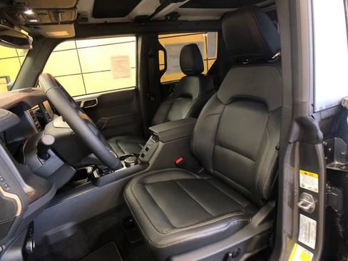 New 2025 Ford Bronco Badlands w/ Sasquatch Package image 10