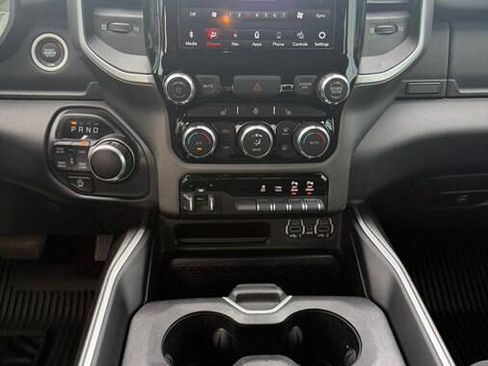 Used 2020 RAM 1500 Big Horn image 32