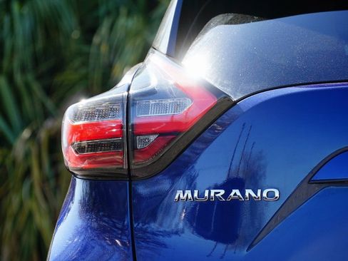 Used 2019 Nissan Murano S image 7