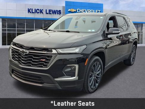Used 2023 Chevrolet Traverse RS w/ LPO, Floor Liner Package AWD/4WD image 3