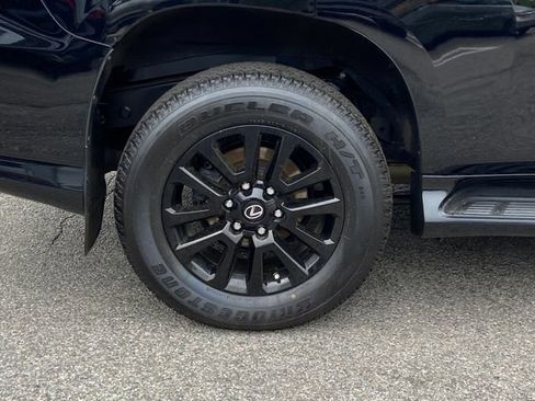 Used 2023 Lexus GX 460 w/ Black Line Special Edition AWD/4WD image 10