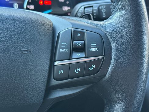 Used 2020 Ford Explorer XLT w/ Equipment Group 202A image 30