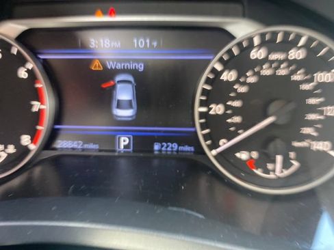 Used 2023 Nissan Altima 2.5 SR w/ SR Premium Package FWD image 1