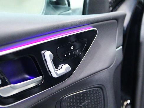 Certified 2025 Mercedes-Benz GLC 300 image 19