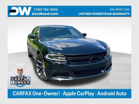 Used 2020 Dodge Charger SXT w/ Blacktop Package RWD image 1