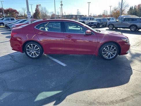 Used 2019 Acura TLX V6 image 3