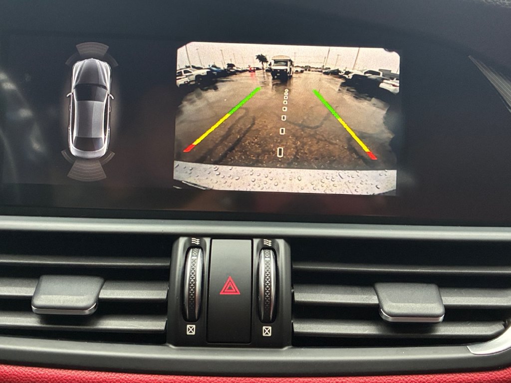 Used 2020 Alfa Romeo Giulia Ti Sport w/ Quick Order Package 22U Sport RWD image 9