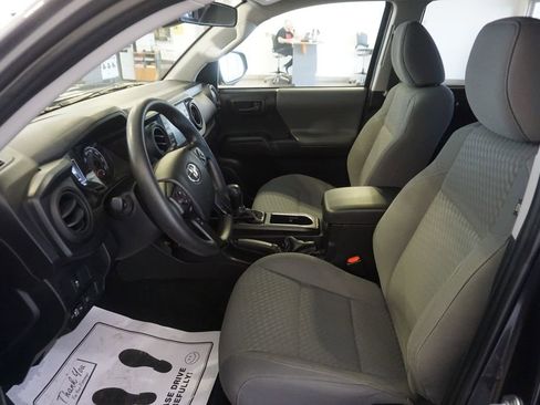 Certified 2023 Toyota Tacoma SR AWD/4WD image 17