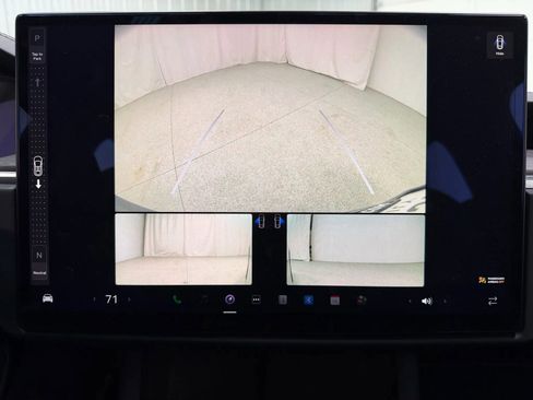 Used 2024 Tesla Model X image 30