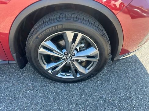 Used 2019 Nissan Murano Platinum w/ Cargo Package image 4