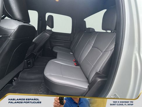 Used 2024 RAM 3500 Tradesman w/ Chrome Appearance Group AWD/4WD image 23