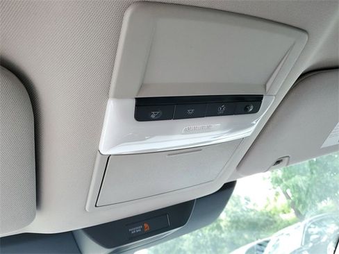 New 2025 Nissan Pathfinder S image 17