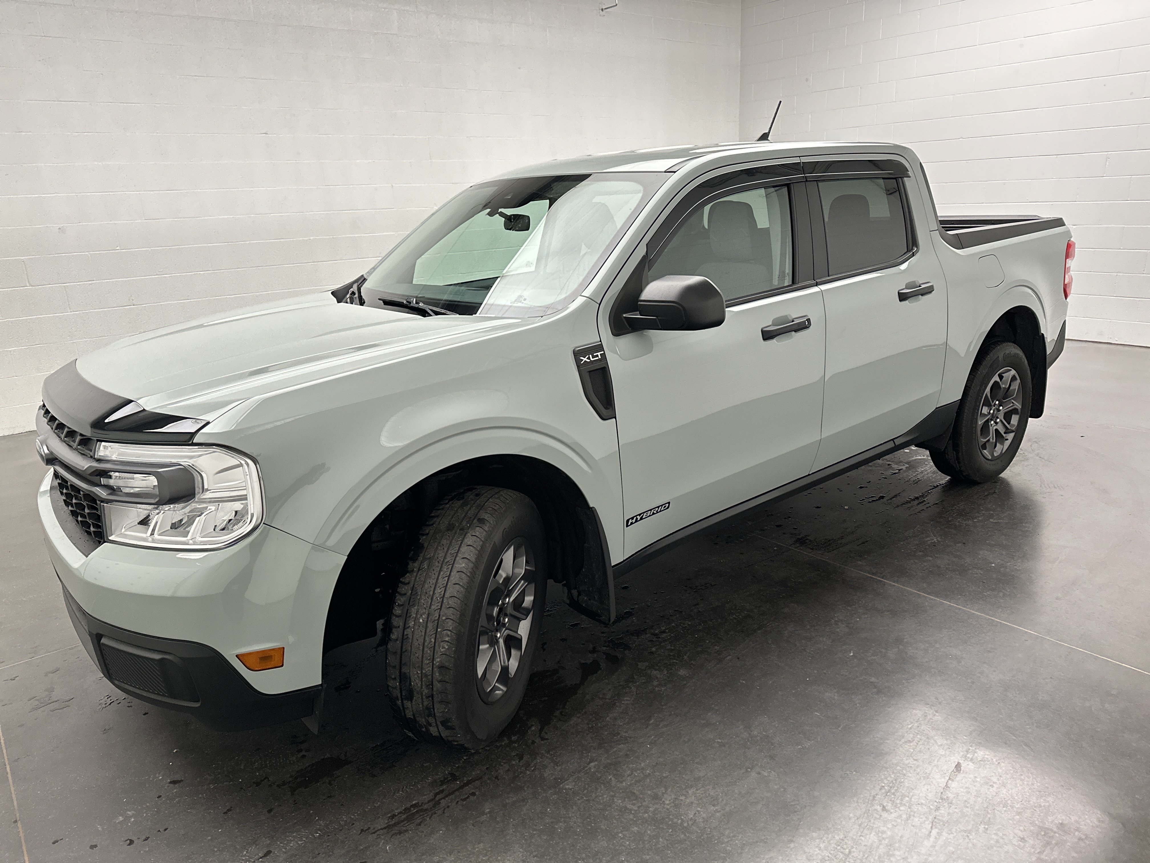 Used 2024 Ford Maverick XLT FWD image 4