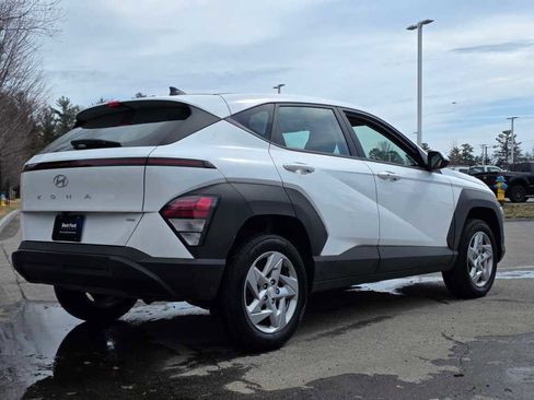 Used 2024 Hyundai Kona SE image 11