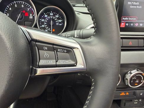 Used 2022 MAZDA MX-5 Miata RF Grand Touring RWD image 6