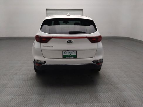 Used 2022 Kia Sportage LX AWD/4WD image 6
