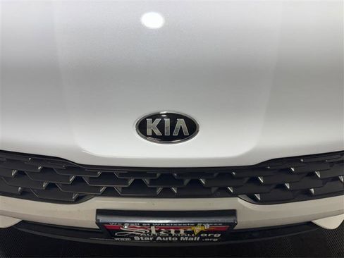 Used 2021 Kia K5 LXS image 23