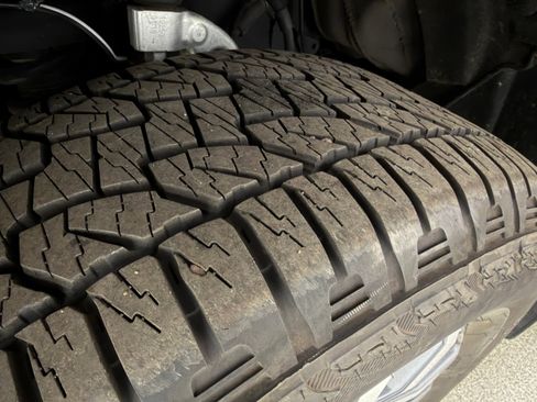 Certified 2019 Ford Ranger Lariat w/ Equipment Group 501A Mid image 32