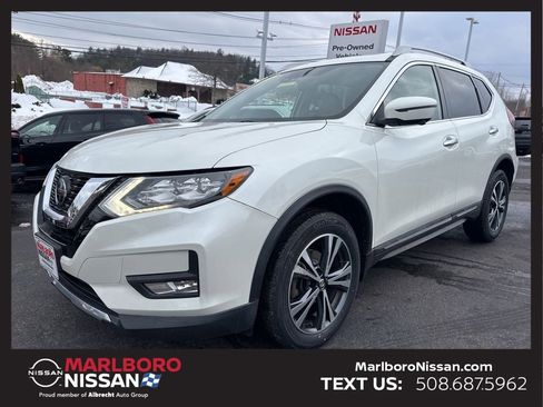 Certified 2018 Nissan Rogue SL w/ Premium Package image 3