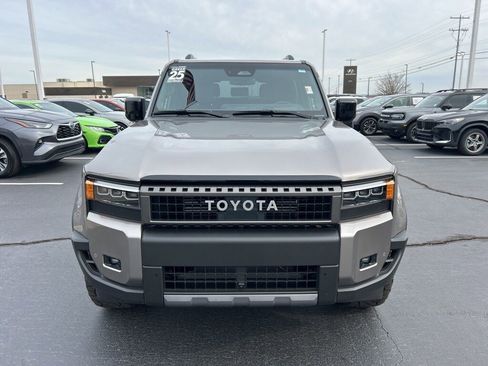 Used 2025 Toyota Land Cruiser image 25