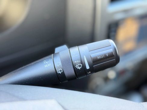 Used 2011 Dodge Nitro Heat w/ Popular Equipment Group image 33