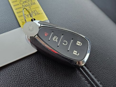 Used 2024 Chevrolet Malibu LT image 30