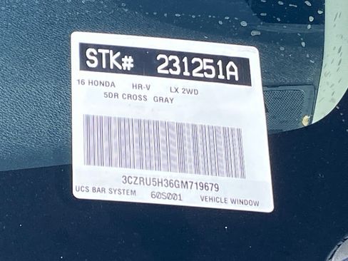 Used 2016 Honda HR-V LX image 10