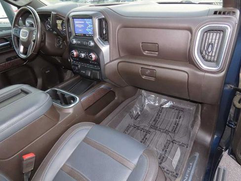 Used 2022 GMC Sierra 3500 Denali w/ Denali Ultimate Package image 22