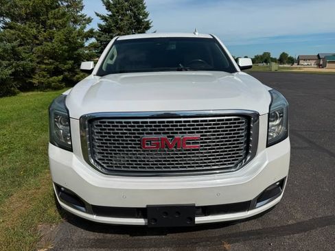 Used 2016 GMC Yukon Denali w/ Open Road Package AWD/4WD image 4