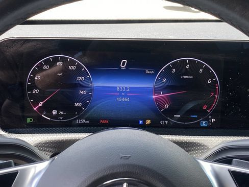 Used 2025 Mercedes-Benz CLA 250 4MATIC image 10
