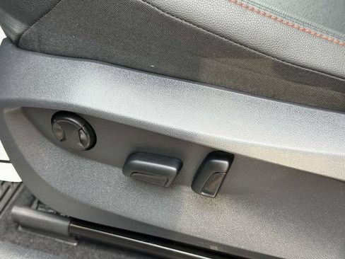 Certified 2024 Volkswagen Tiguan Wolfsburg Edition AWD/4WD image 20