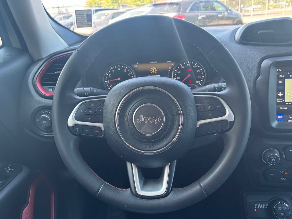 Used 2023 Jeep Renegade Trailhawk AWD/4WD image 25
