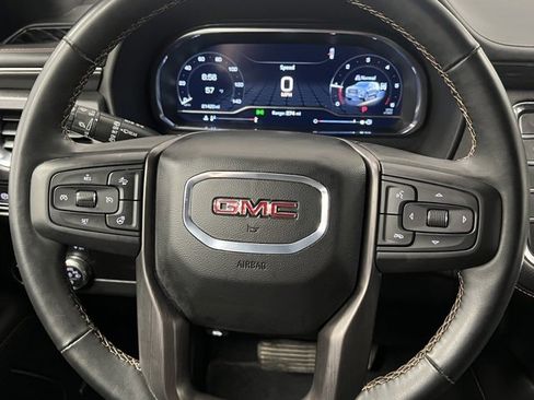 Used 2024 GMC Yukon XL AT4 image 23
