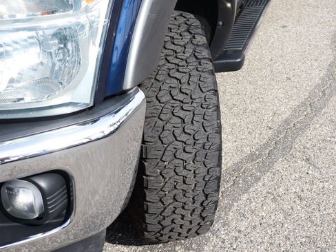 Used 2011 Ford F250 Lariat w/ Lariat Interior Pkg image 52