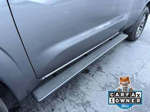 Certified 2025 Nissan Frontier SV image 26