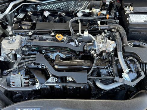 Certified 2025 Toyota Corolla LE image 32