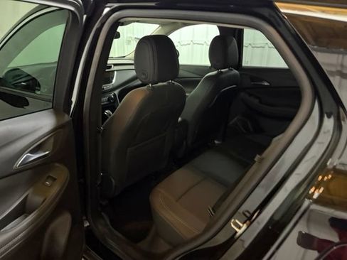 Used 2023 Buick Encore GX Preferred w/ Cold Weather Comfort Package FWD image 16
