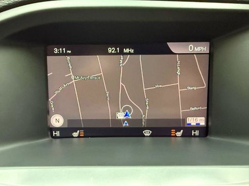 Used 2017 Volvo V60 T5 Cross Country w/ Convenience Package image 18