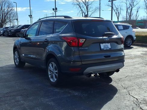 Used 2019 Ford Escape SE image 6