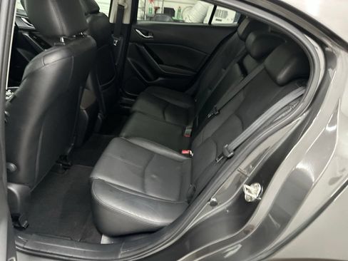 Used 2018 MAZDA MAZDA3 Grand Touring w/ Premium Equipment Package FWD image 25