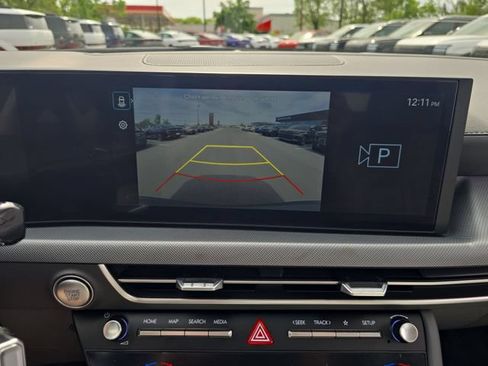 Certified 2025 Hyundai Sonata SEL AWD/4WD image 17