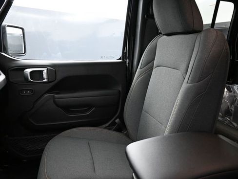 New 2026 Jeep Gladiator Sport image 39