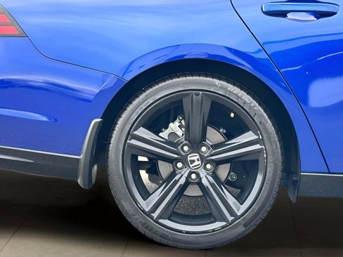 Used 2023 Honda Accord Sport image 38