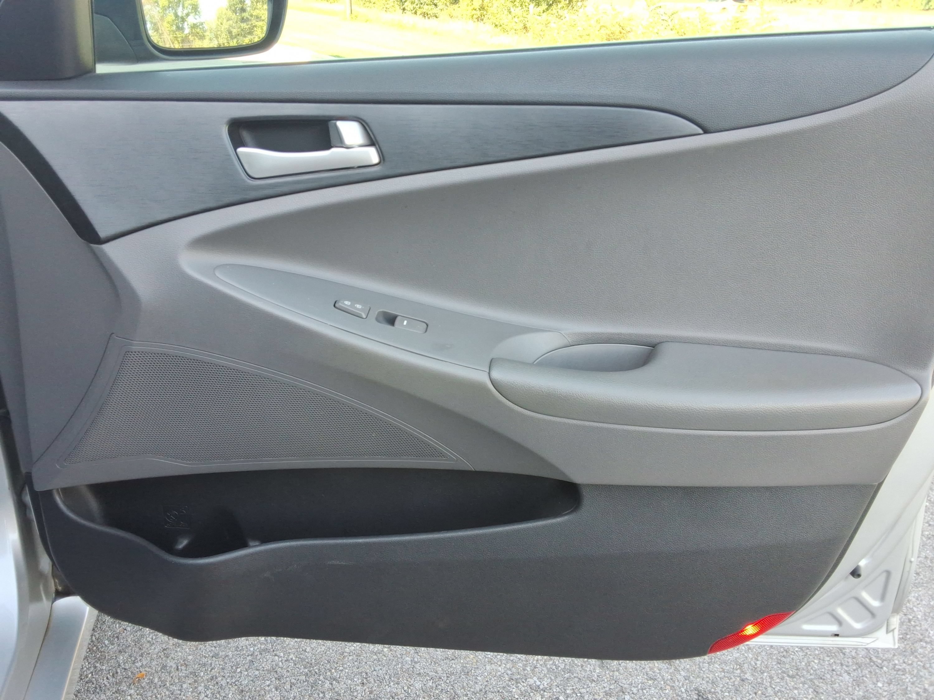 Used 2013 Hyundai Sonata GLS FWD image 36