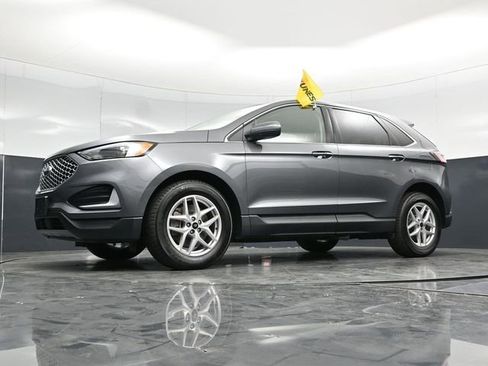 Used 2024 Ford Edge SEL AWD/4WD image 61