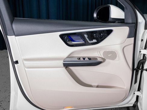 New 2026 Mercedes-Benz GLC 300 300 SUV image 12