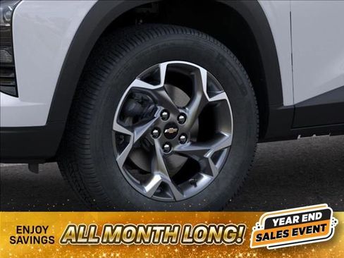 New 2026 Chevrolet Trax LT w/ Driver Confidence Package image 9